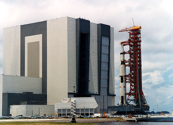 ap11-KSC-69PC-237.jpg