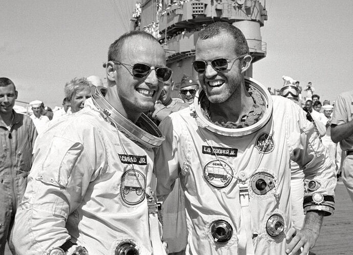 gemini5-from-GPN-2000-001494.jpg