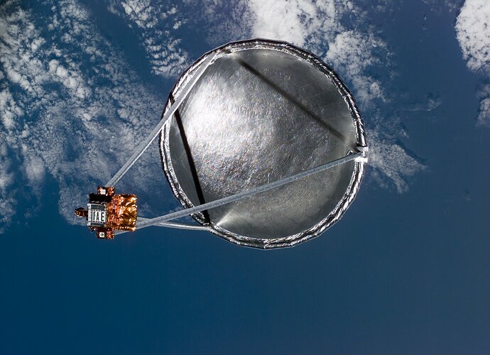 STS 77 Inflatable_Antenna_Experiment.jpg