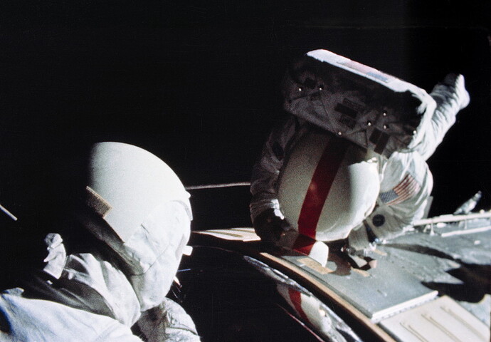 apollo-16_eva-mattingly