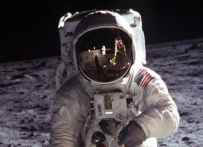 Aldrin_Apollo_11.jpg