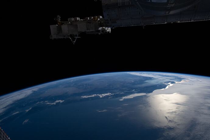 iss064e002872