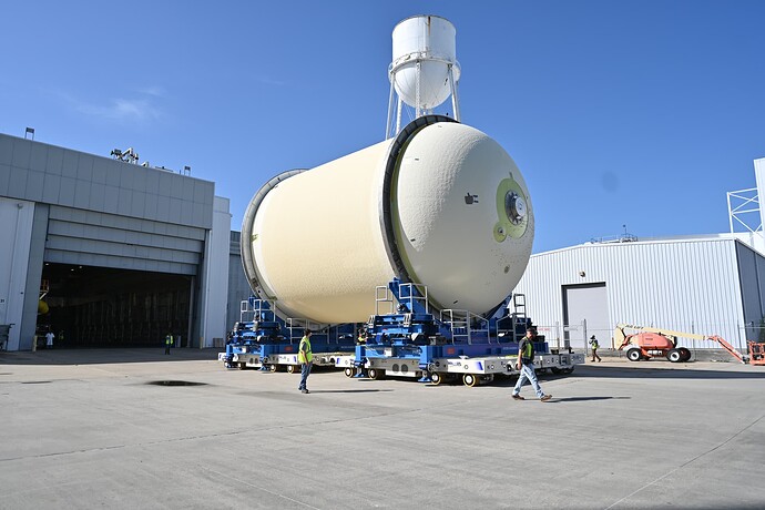 MAF_20250709CS3_LOX_Move_131_to_VAB_33