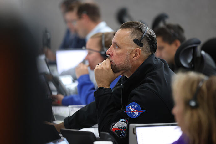 KSC-20260610-PH-GEB01_0124