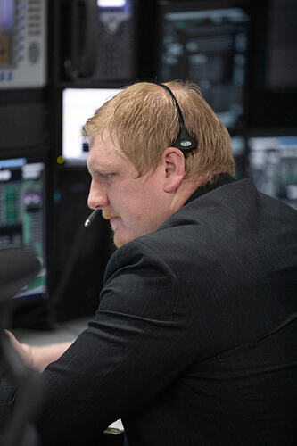 KSC-20251210-PH-KLS01_0356