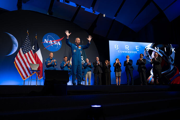 NHQ20260609_admin_0008