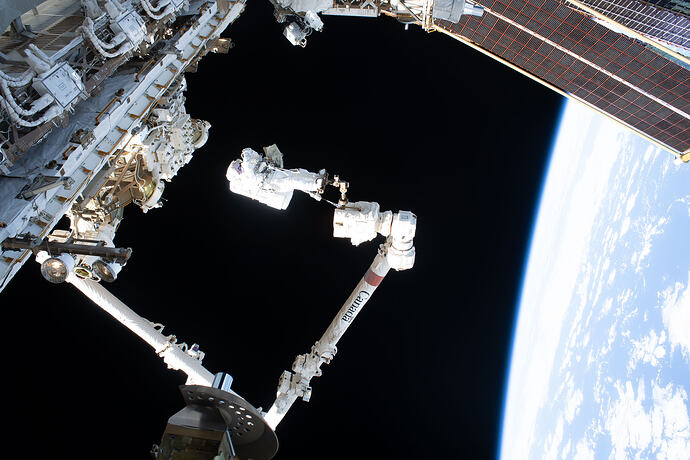 iss075e0086496~orig