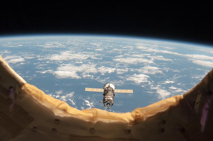 iss034e046404~large