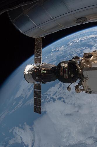 iss034e045759~large