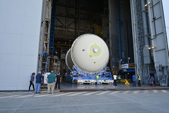 MAF_20250709CS3_LOX_Move_131_to_VAB_63